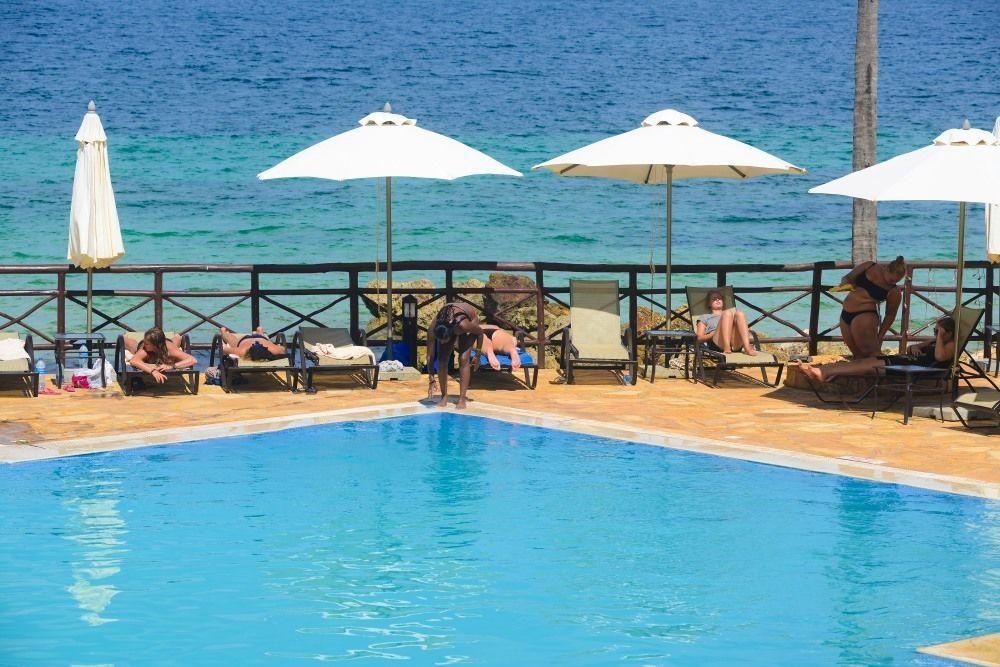 Ledger Plaza Bahari Beach Νταρ ες Σαλάμ Εξωτερικό φωτογραφία